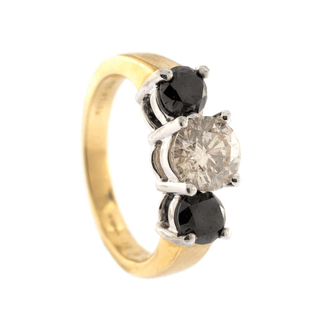 18ct Yellow Gold Diamond Black & White 0.92ct Ring