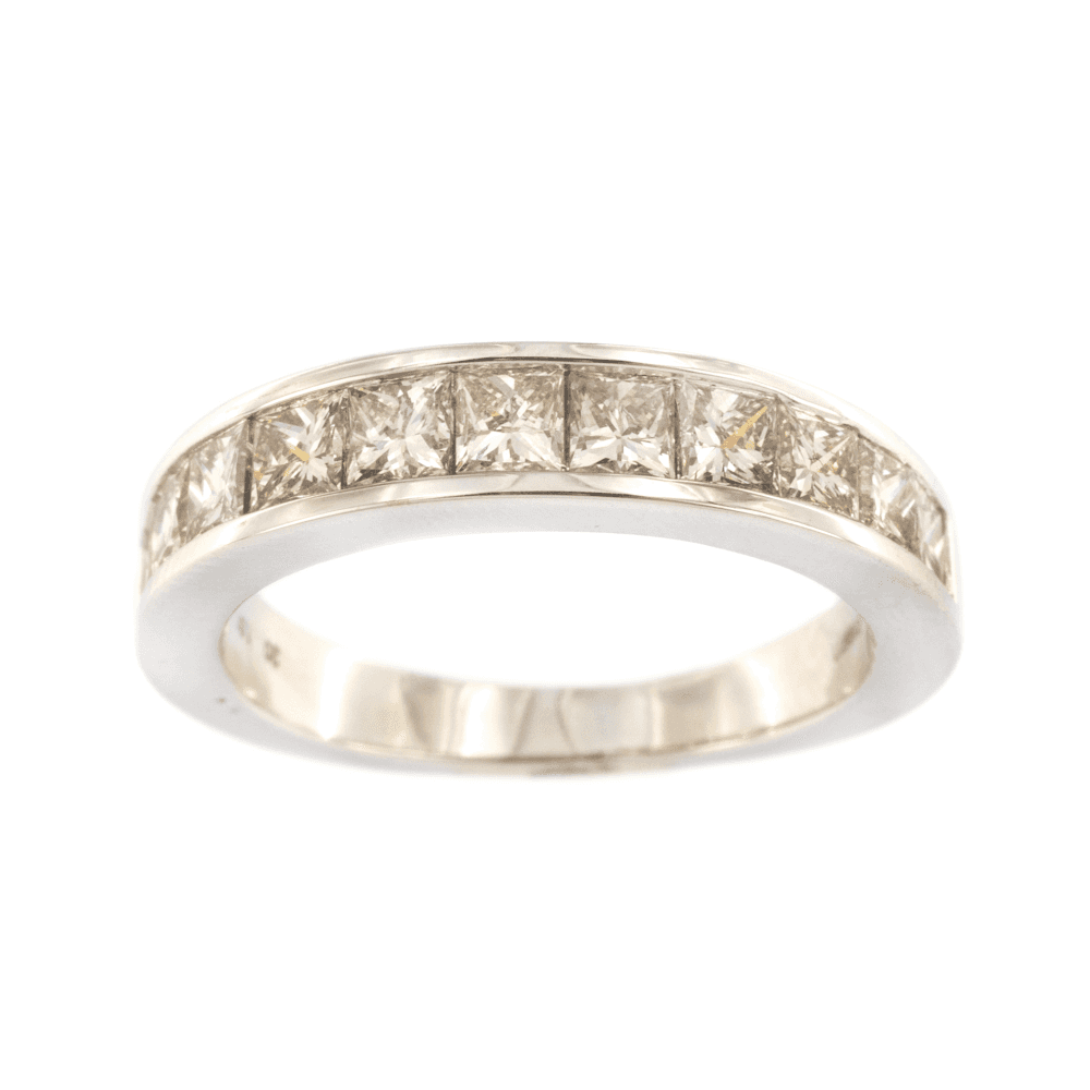 9ct White Gold 12 Princess Channel   1/2 Etertnity 1.50ct