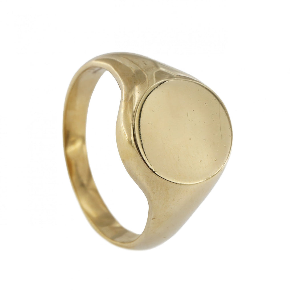 9ct Yellow Gold Oval Shape Signet Ring