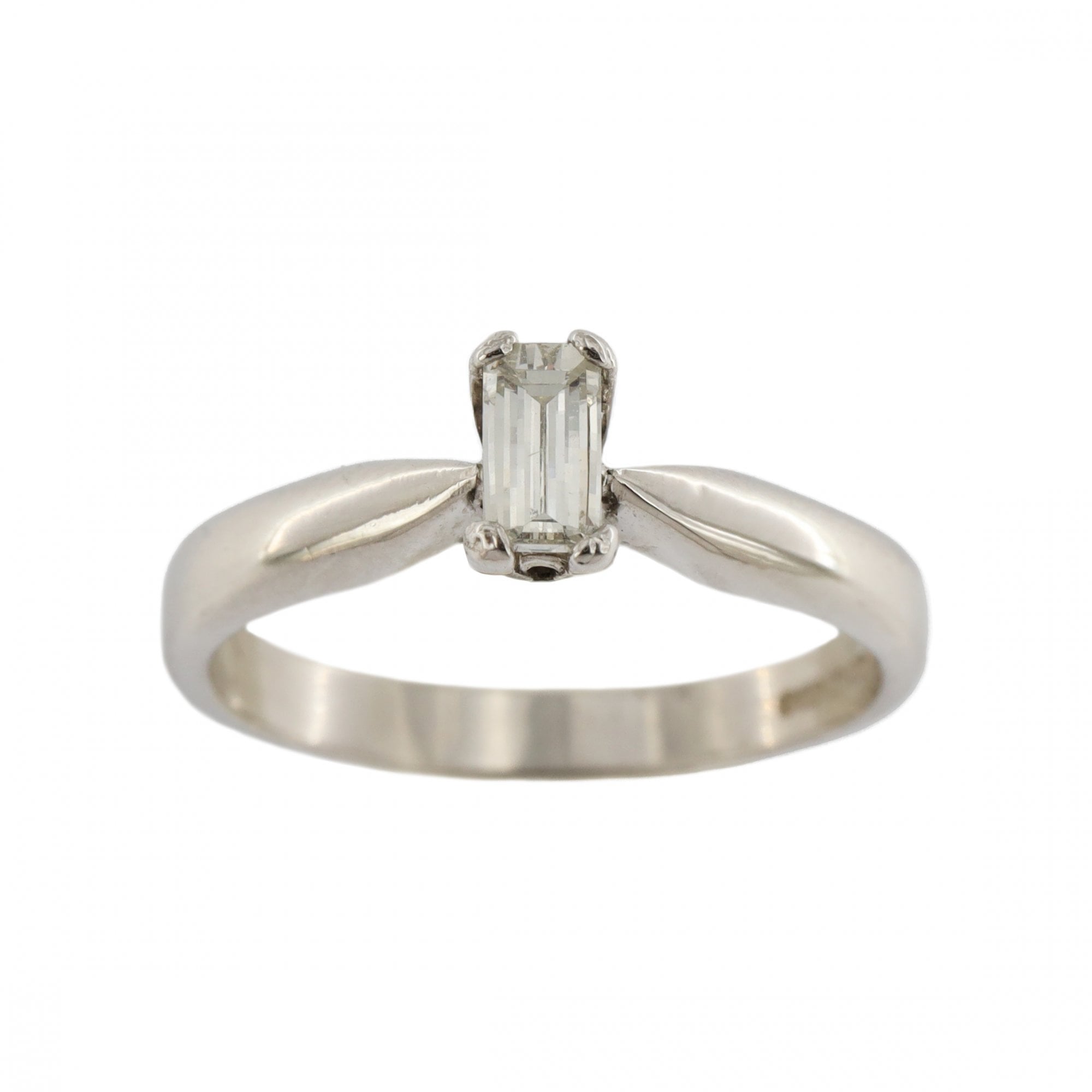 18ct White Gold Diamond 0.33ct Baguette Ring