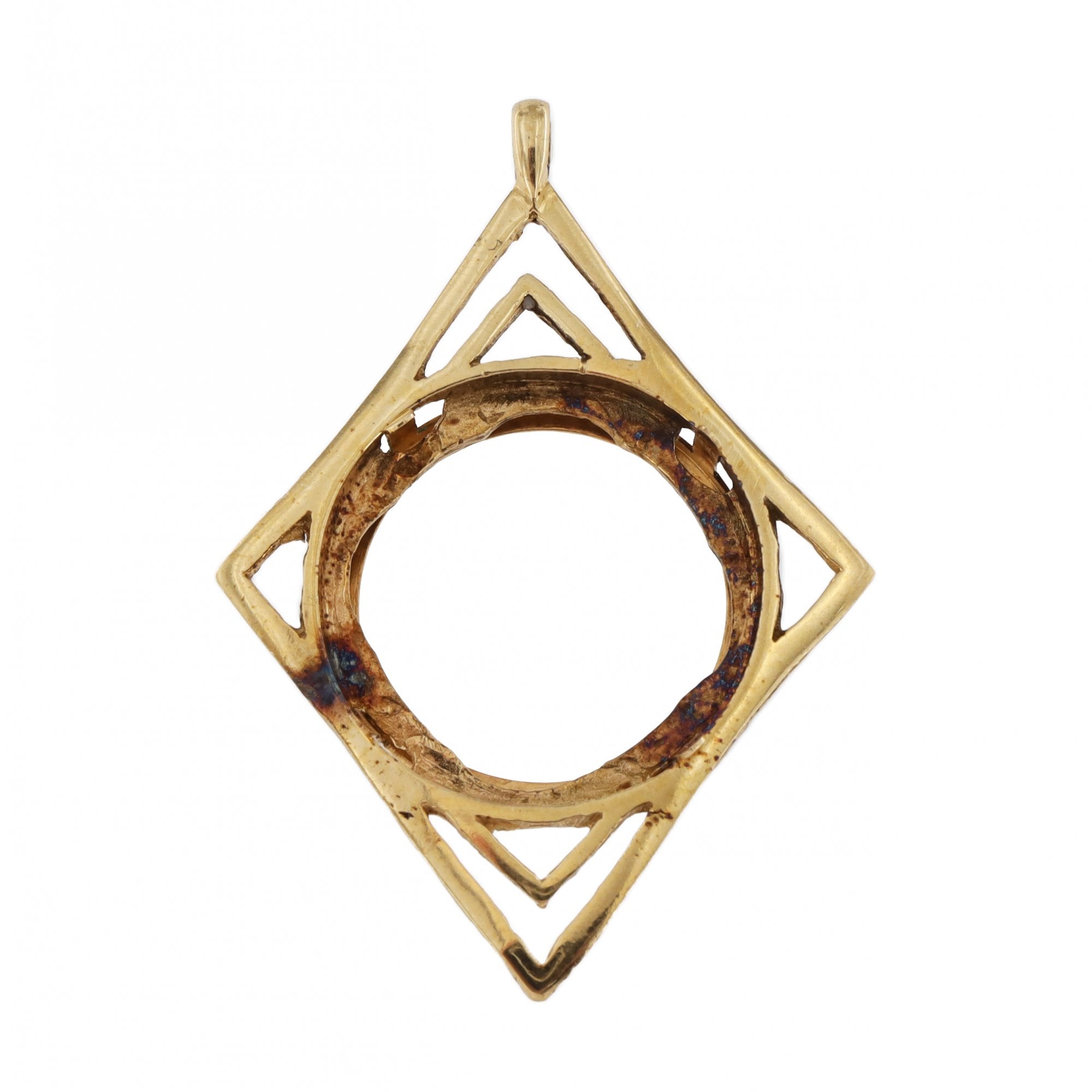 9ct Yellow Gold Full Sovereign Mount Diamond Shaped Pendant