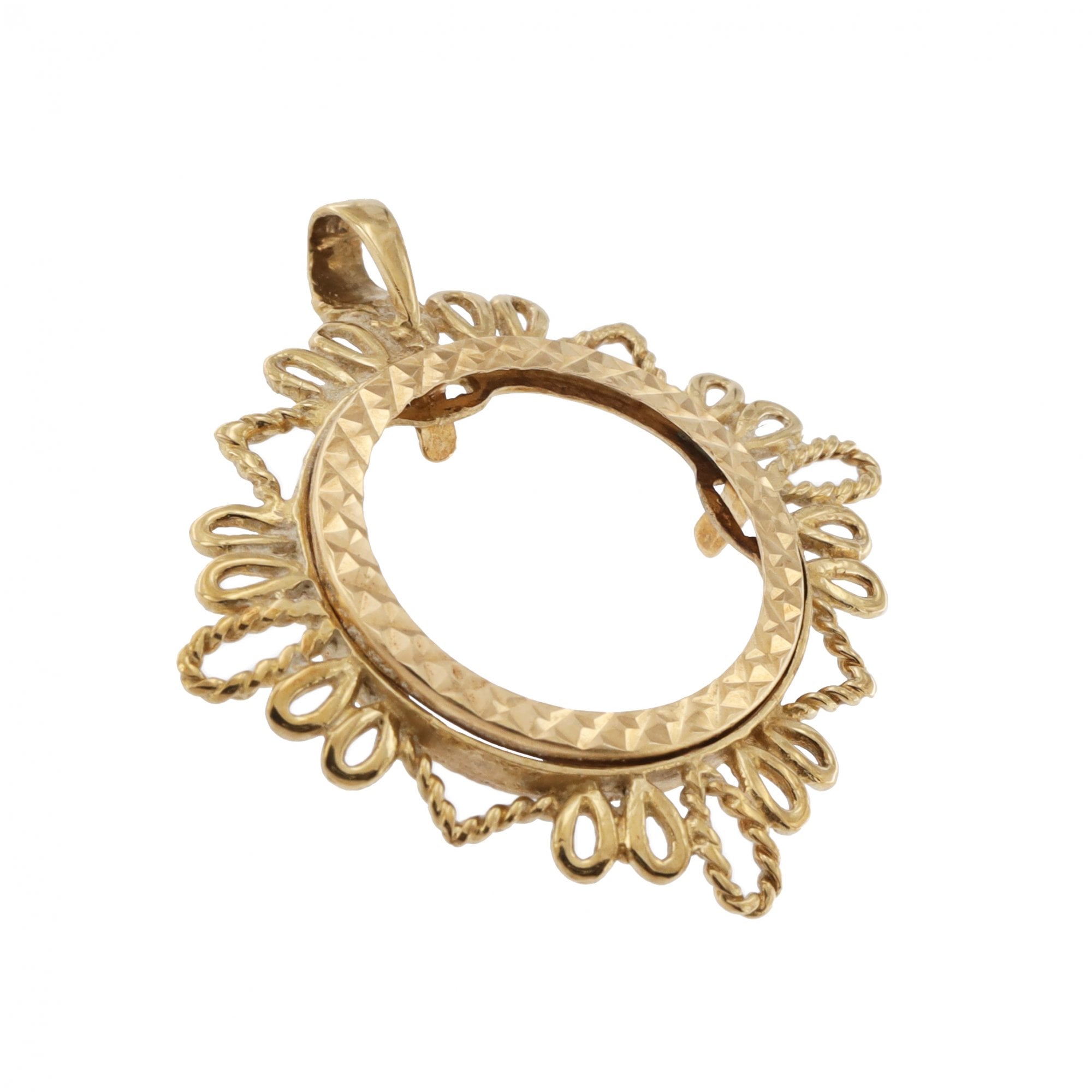 9ct Yellow Gold 1/2 Sovereign Mount Pendant