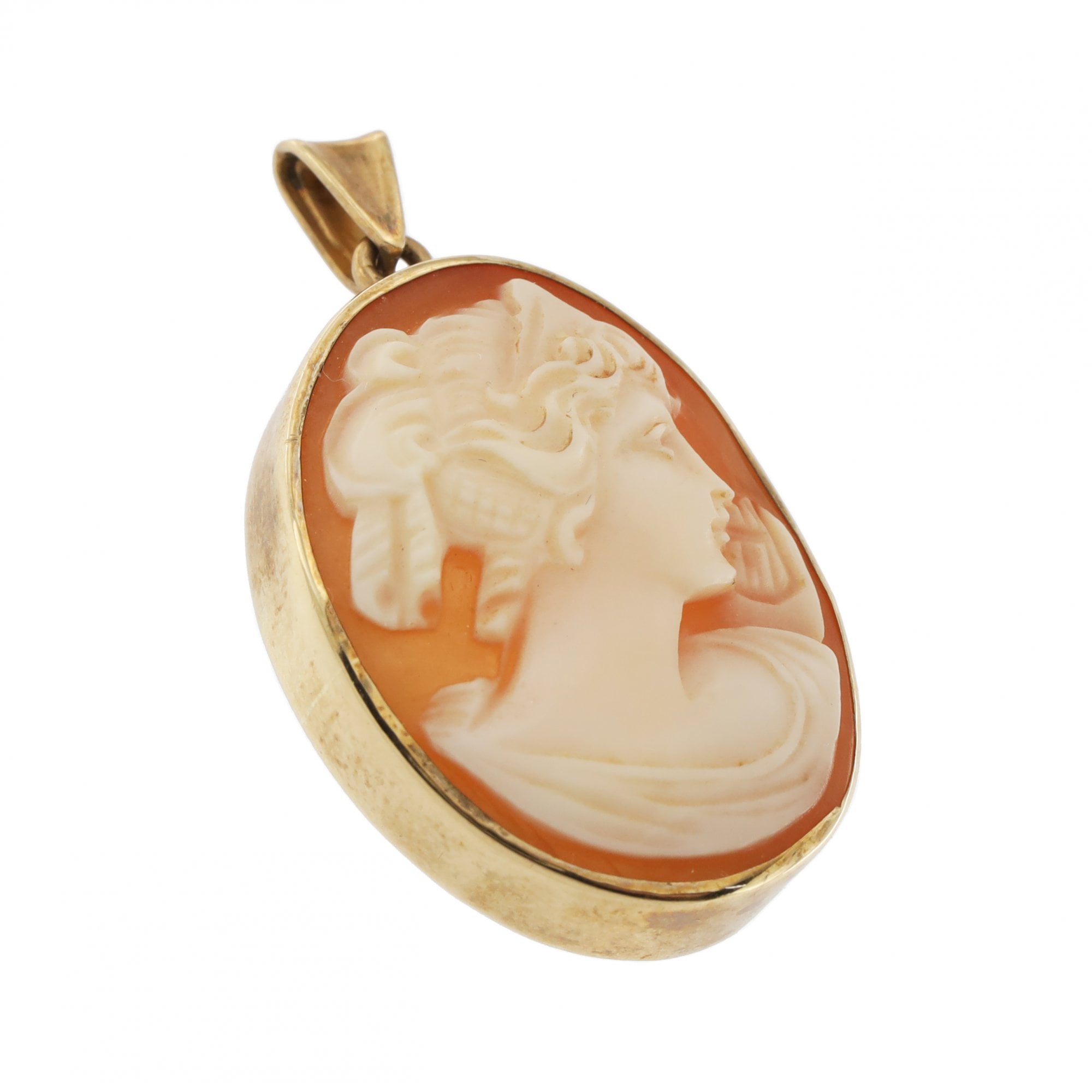 9ct Yellow Gold Cameo Oval Pendant