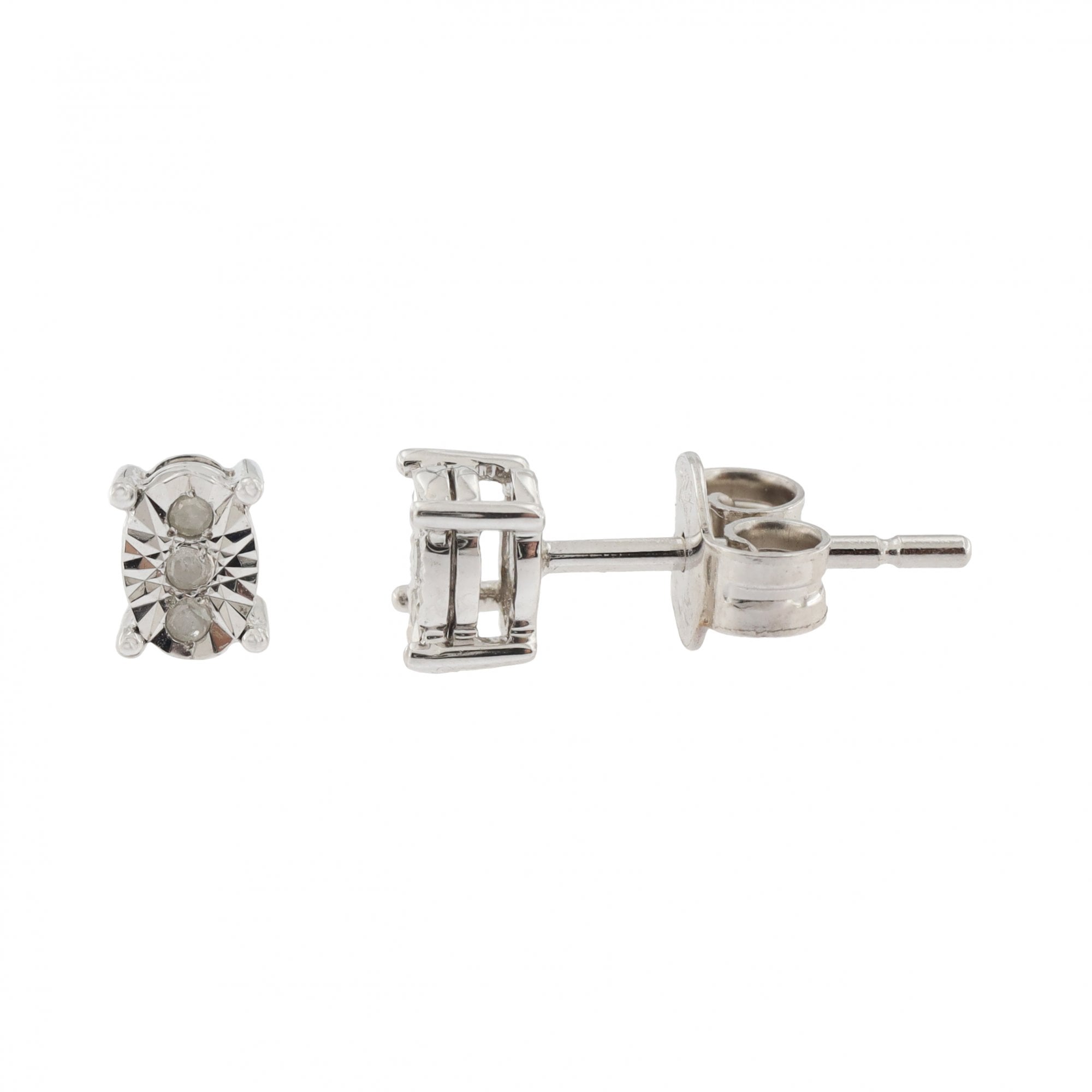 9ct White Gold Diamond 0.10ct Stud Earrings