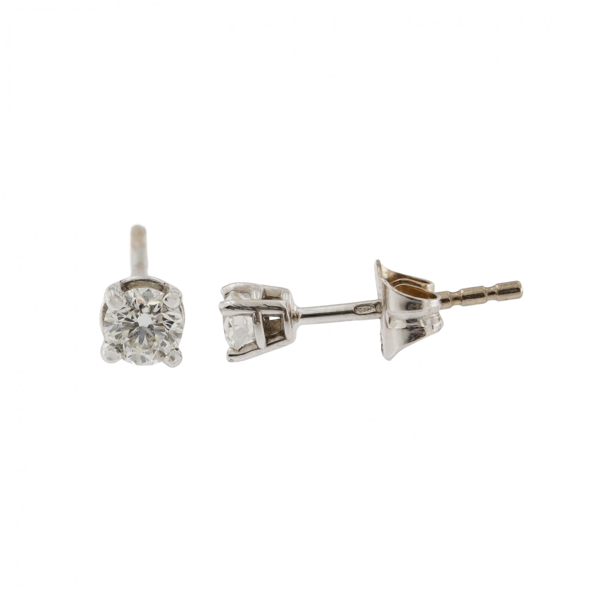 18ct White Gold Diamond 0.30ct Stud Earrings